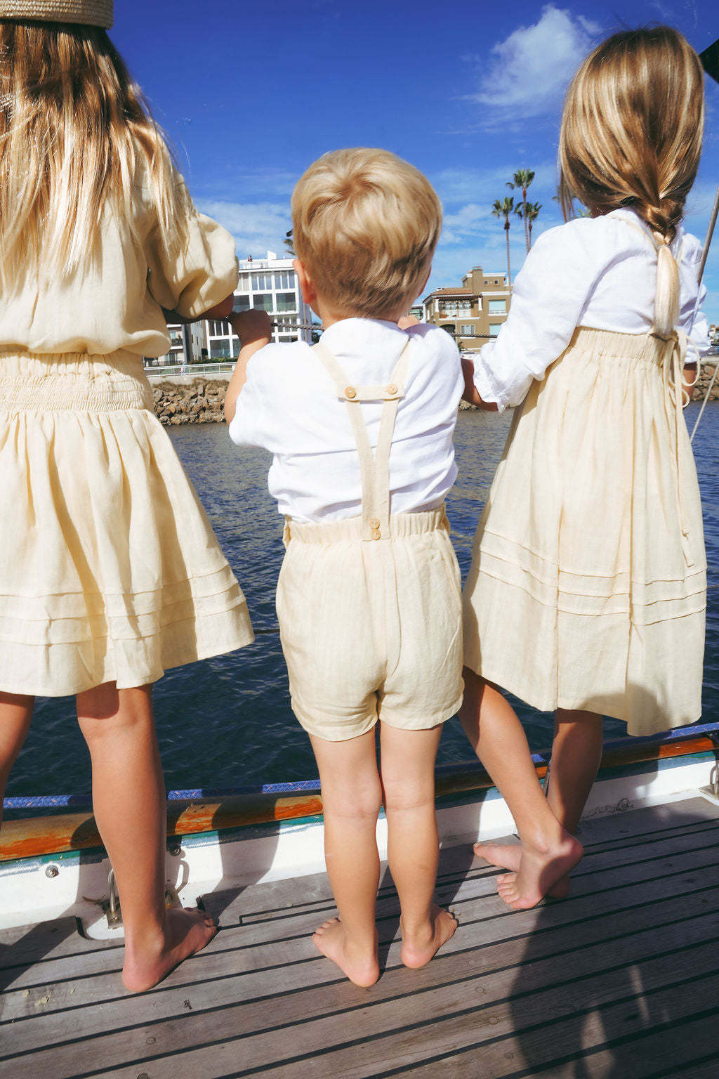 2615-BOY LINEN SHORTS W SUSPENDERS-YELLOW