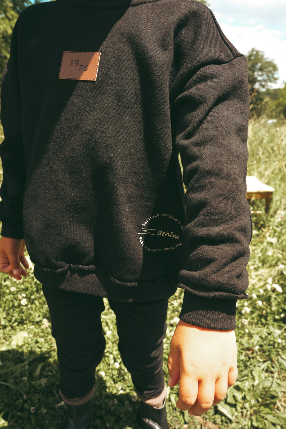 A2703BK BOY STAMP SWEATSHIRT-Black