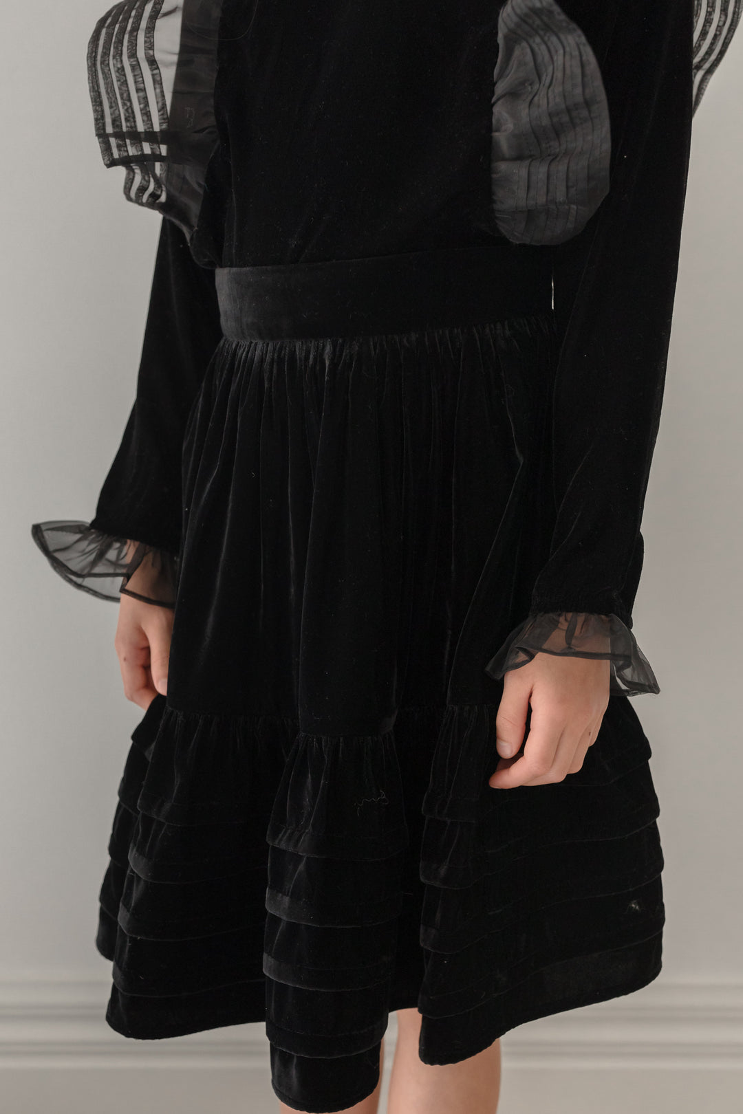 3098-Velvet Pleated Skirt MIDI-Black