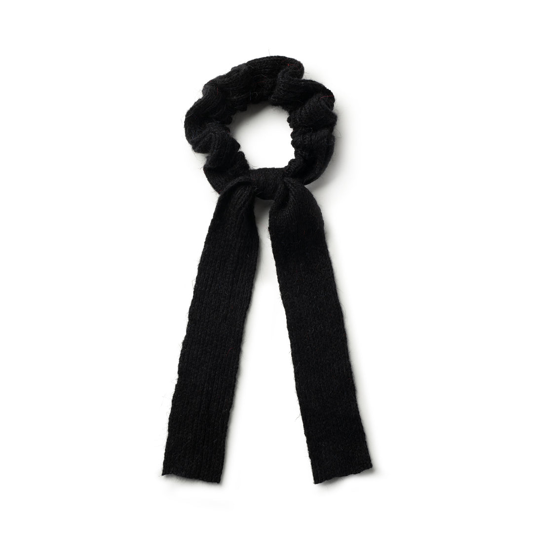 Avery Ribbed Knit Longtail Scrunchie Black