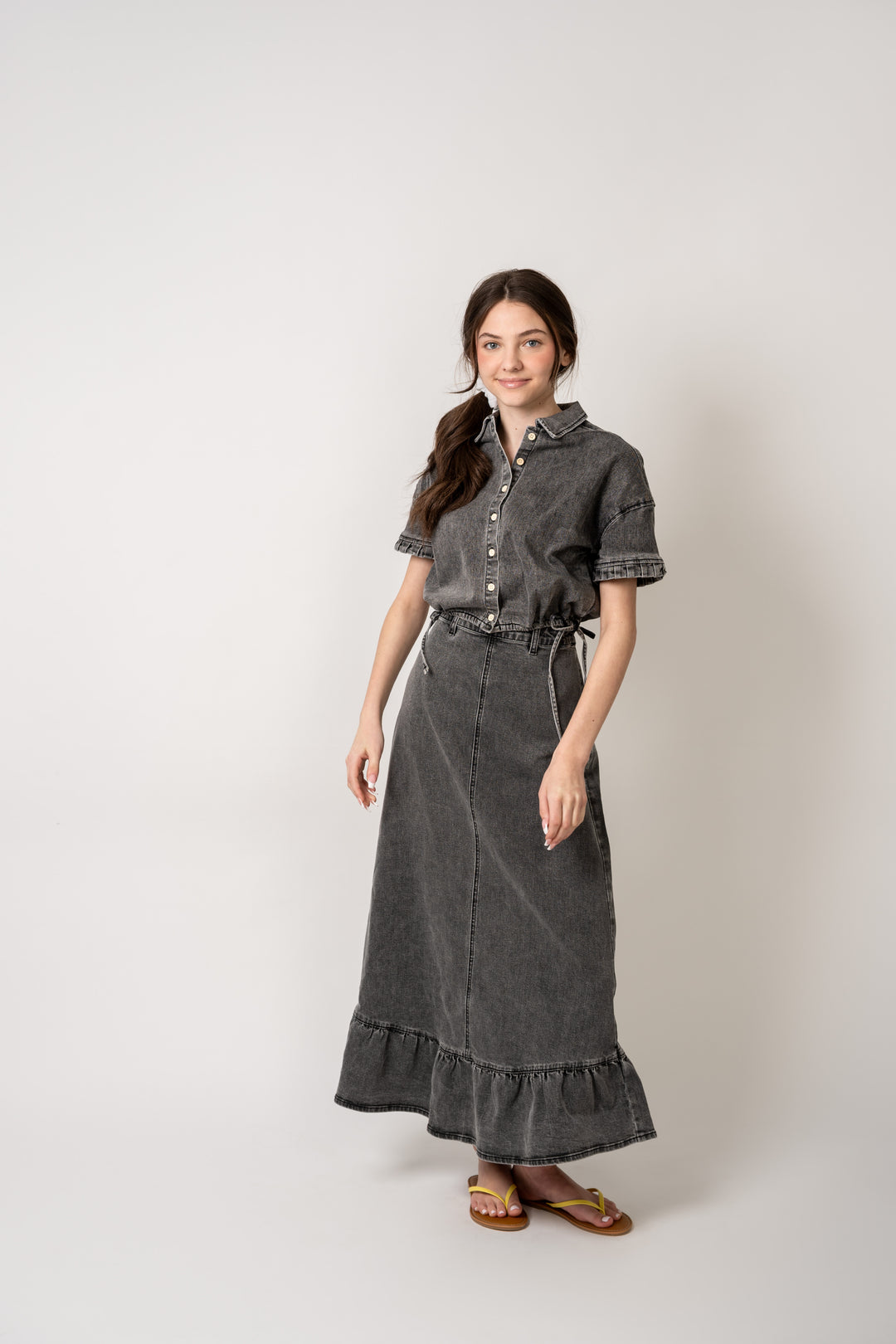SS1104LA - Teen Ruffle Skirt-M Black wash