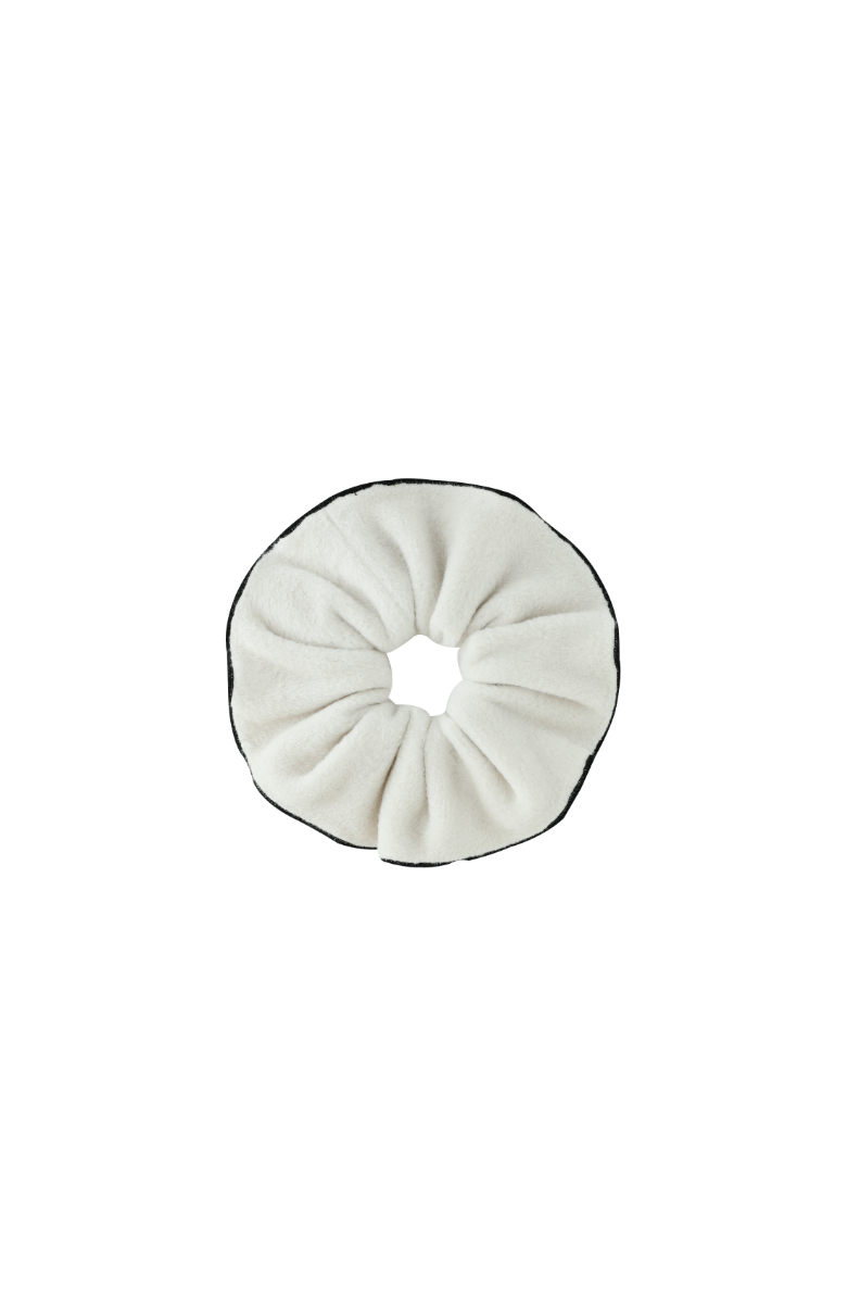 WOOL SCRUNCHIE-CREAM