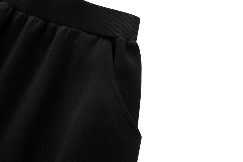 MIDI SKIRT WITH SIDE POCKETS-BLACK