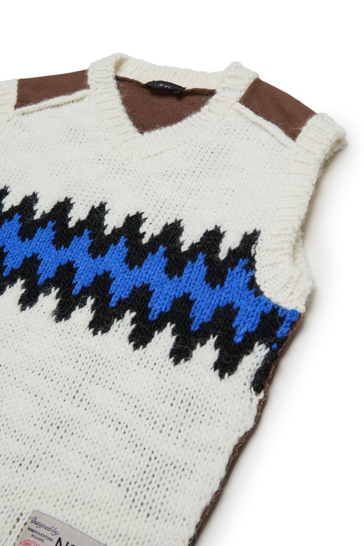 N210E2 N0548 OFF WHTIE KNIT VEST WITH CHEVRON PATTERN