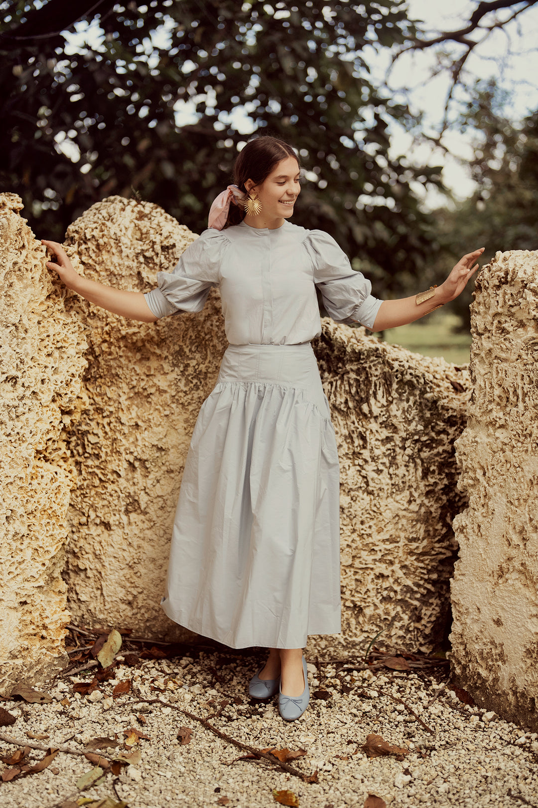 G859 EMBROIDERY DETAILED SHIRT-BLUE