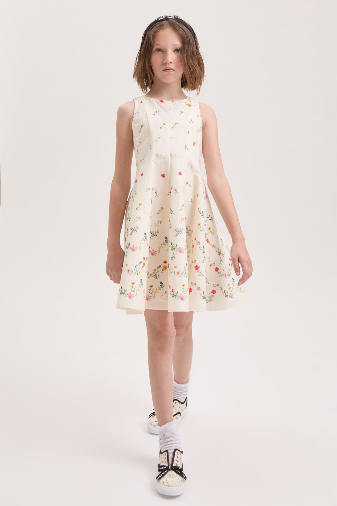 I1G909 7681-Off White