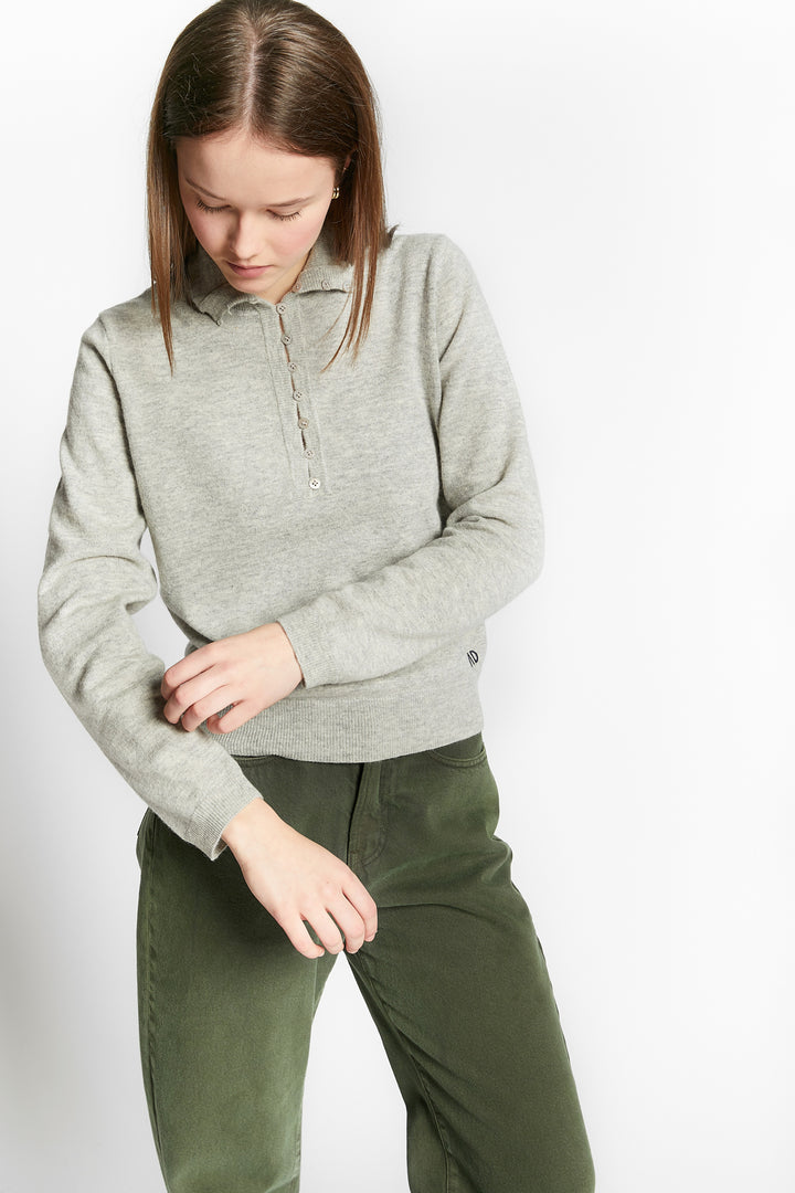 WODDEN HIGH NECK PULLOVER WITH BUTTONS - GREY