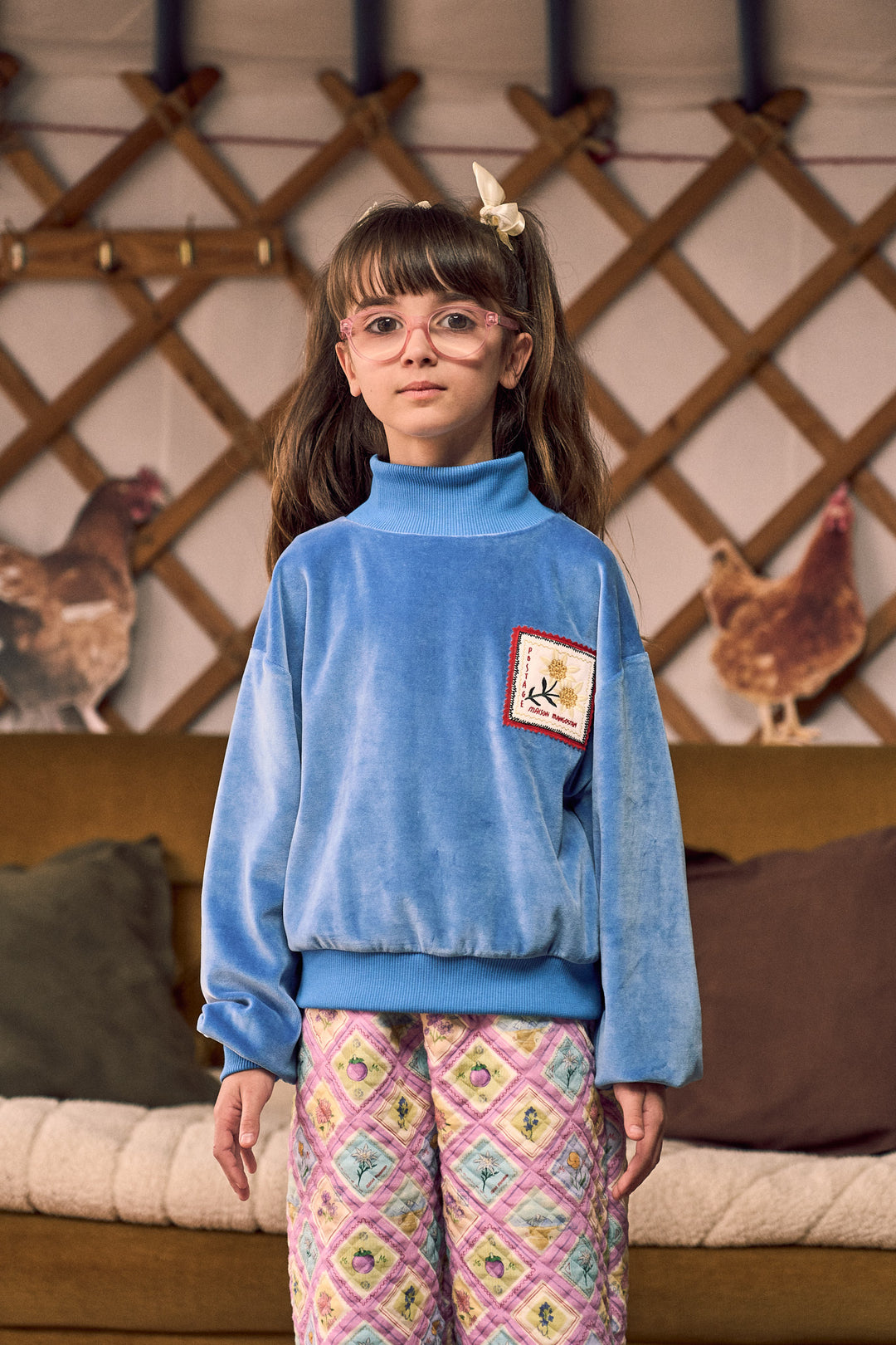 26200327 POSTCARD VELVET SWEATER BLUE